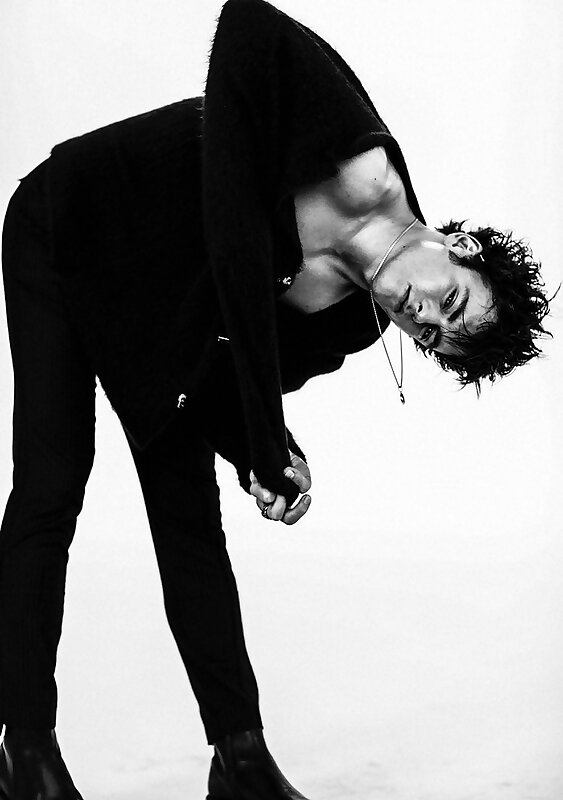 Next Image >>
