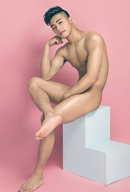 Next Image >>
