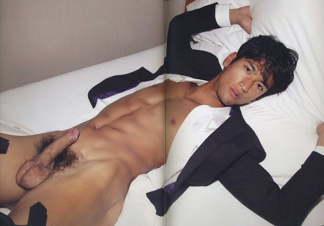 Next Image >>