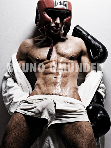 Next Image >>
