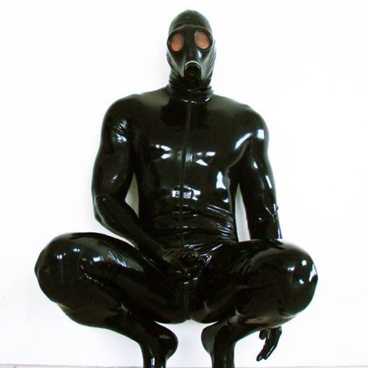 Next Image >>