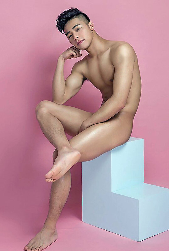 Next Image >>
