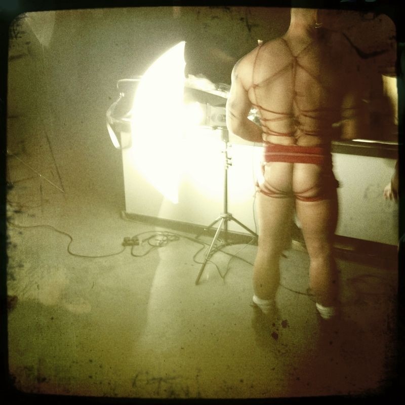 Next Image >>