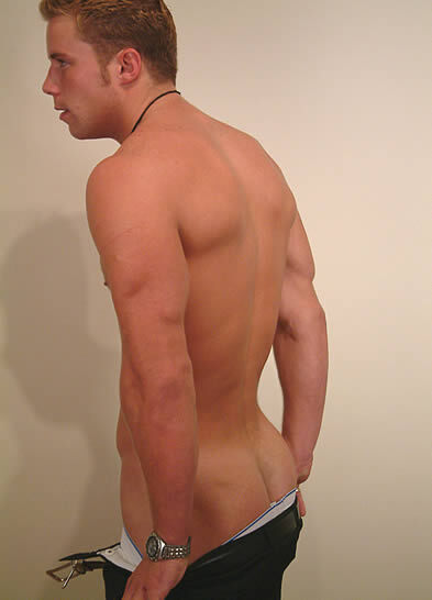Next Image >>