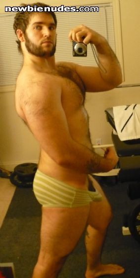 Next Image >>