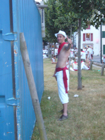 Next Image >>