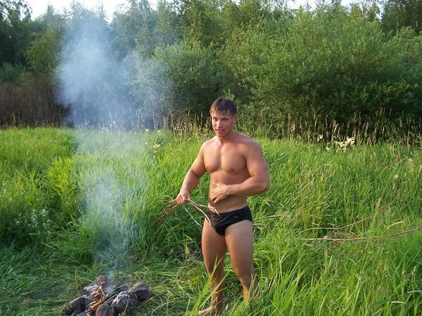 Next Image >>