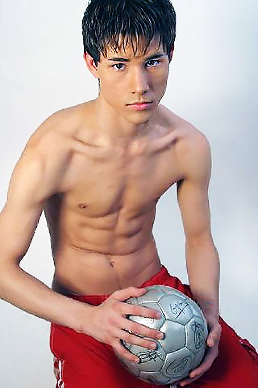 Next Image >>