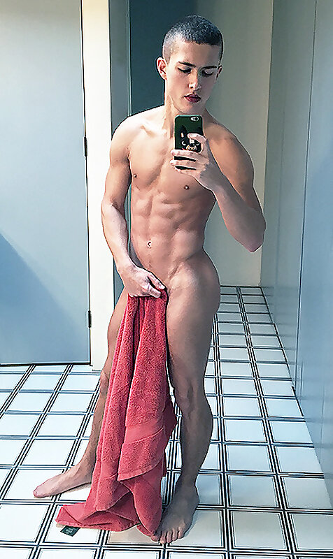 Next Image >>
