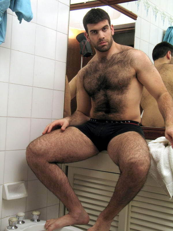 Next Image >>