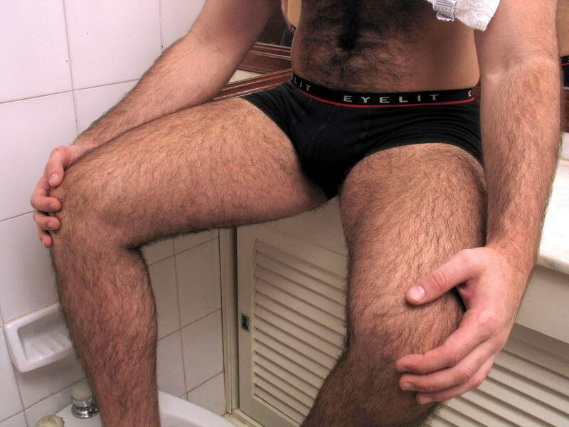 Next Image >>