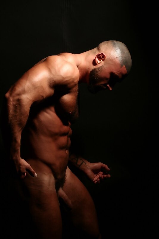 Next Image >>