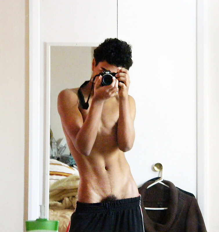 Next Image >>