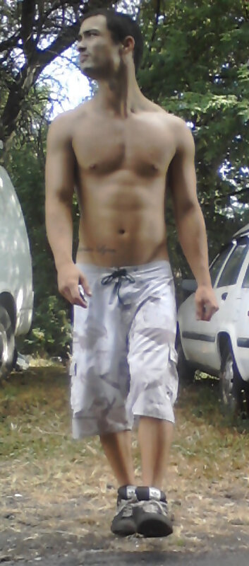 Next Image >>