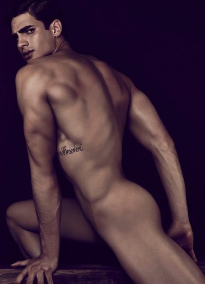 Next Image >>