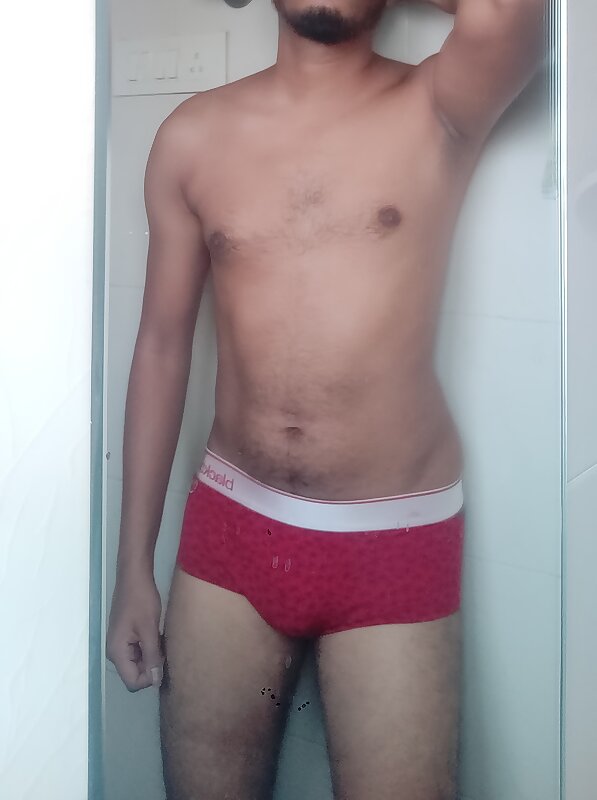Next Image >>