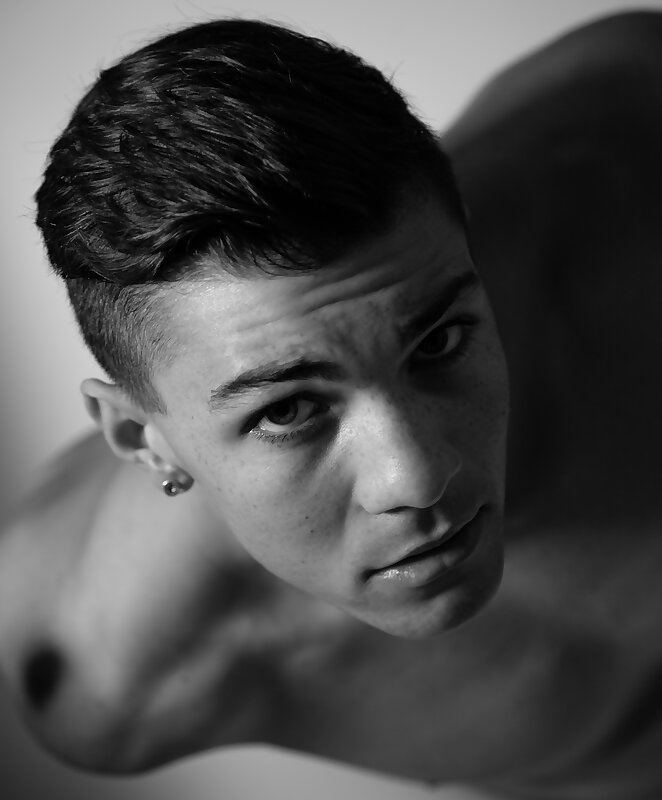Next Image >>