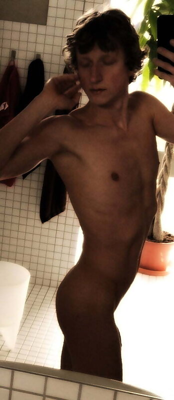 Next Image >>