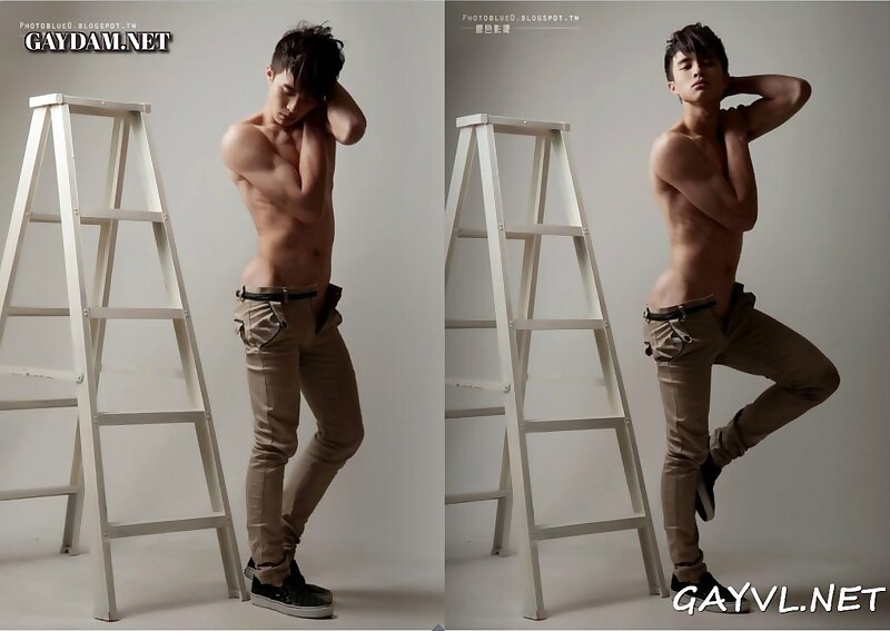 Next Image >>