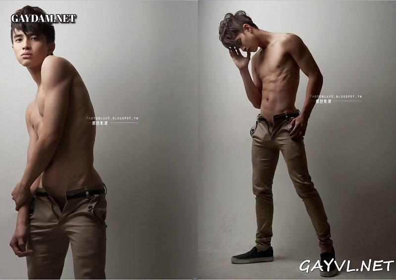 Next Image >>