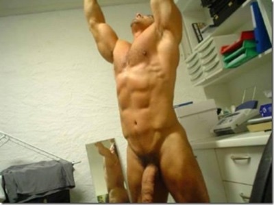 Next Image >>