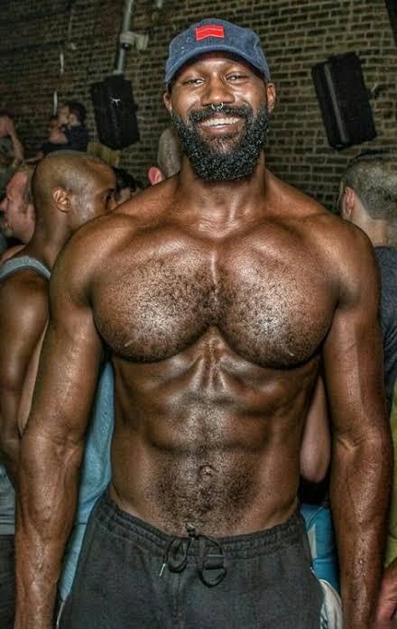 Hairy Muscle Black Men Photo 9