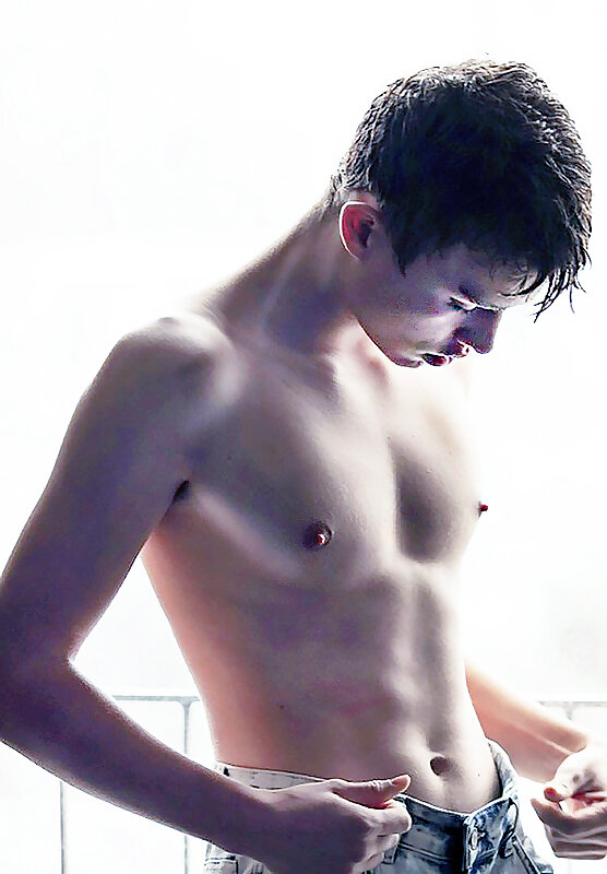 Next Image >>