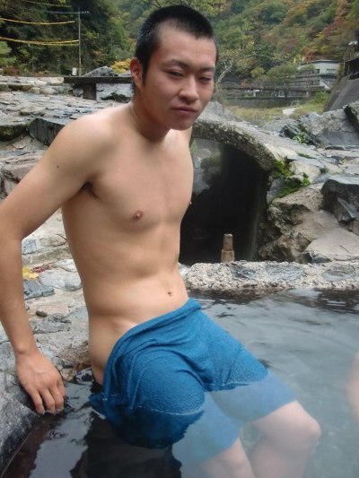 Next Image >>