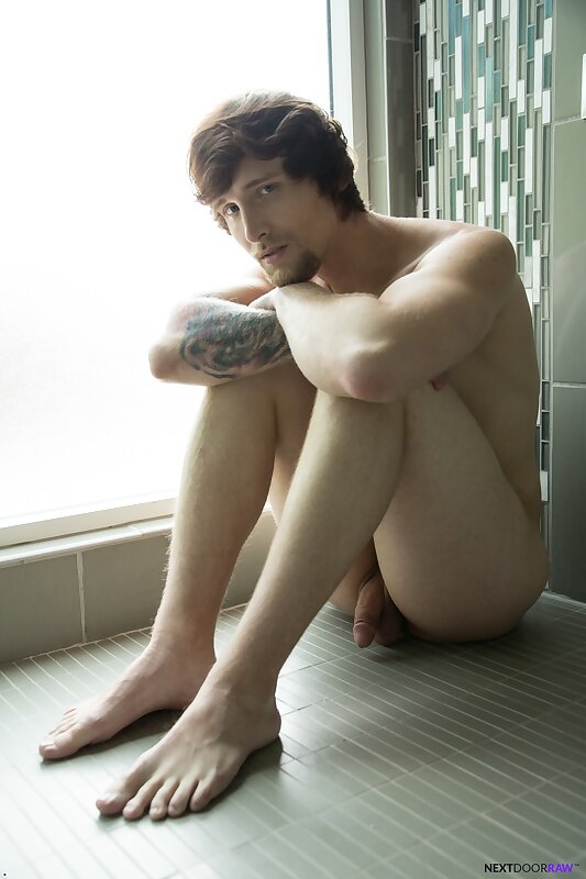 Next Image >>