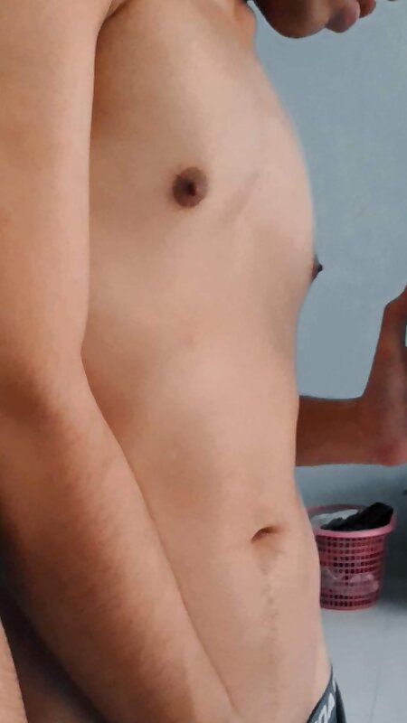 Next Image >>