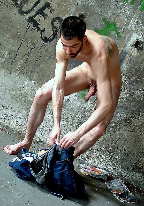 Next Image >>