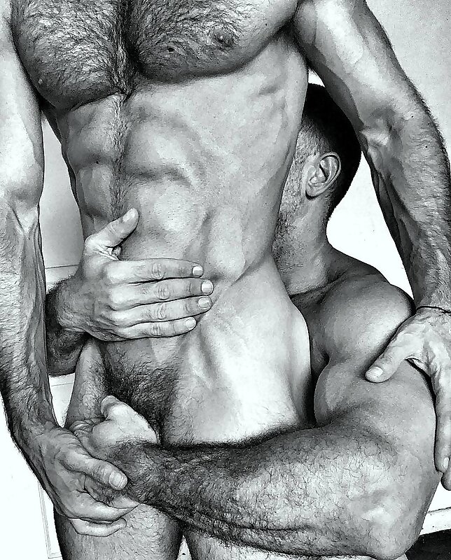 Next Image >>
