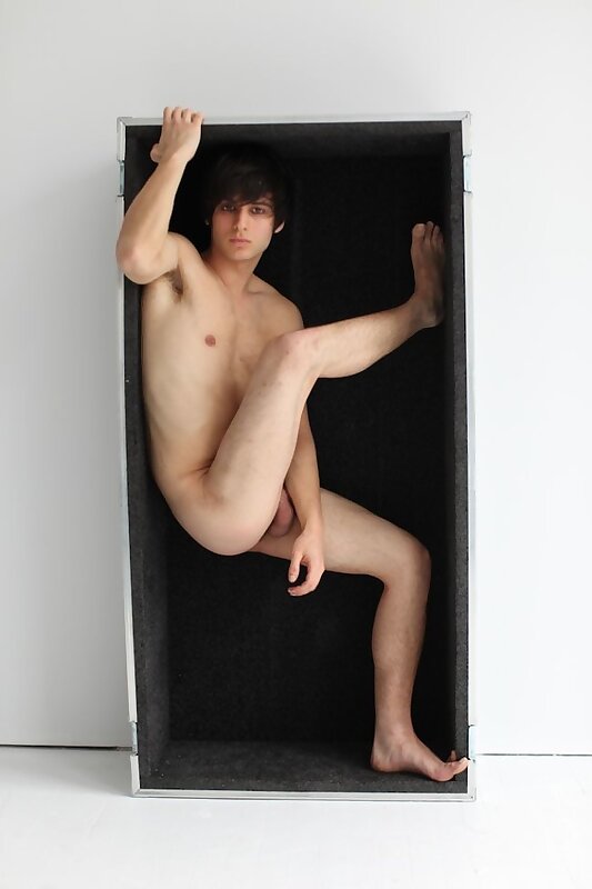 Next Image >>