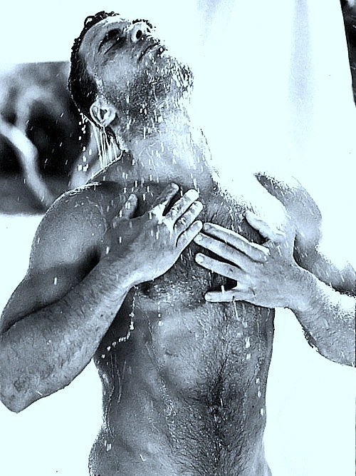 Next Image >>