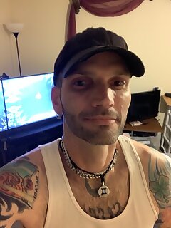 Popular Tattooed Gay Porn Pics and Galleries - BoyFriendTV