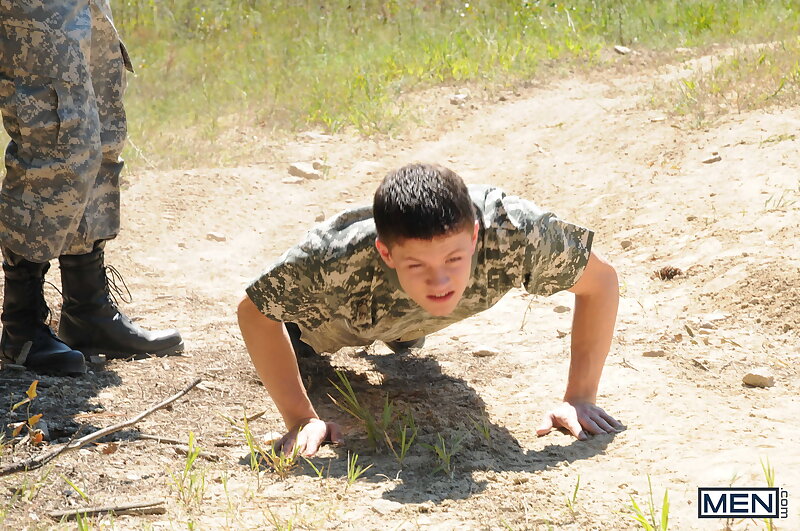 Next Image >>