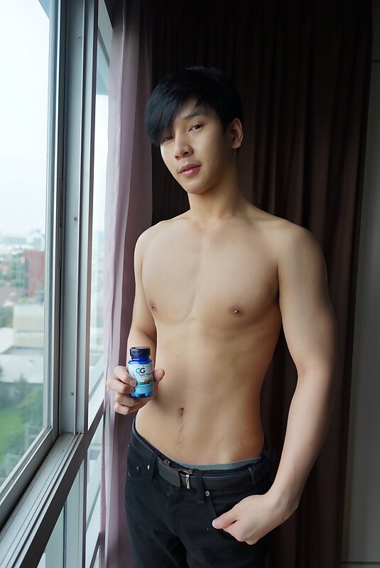 Next Image >>