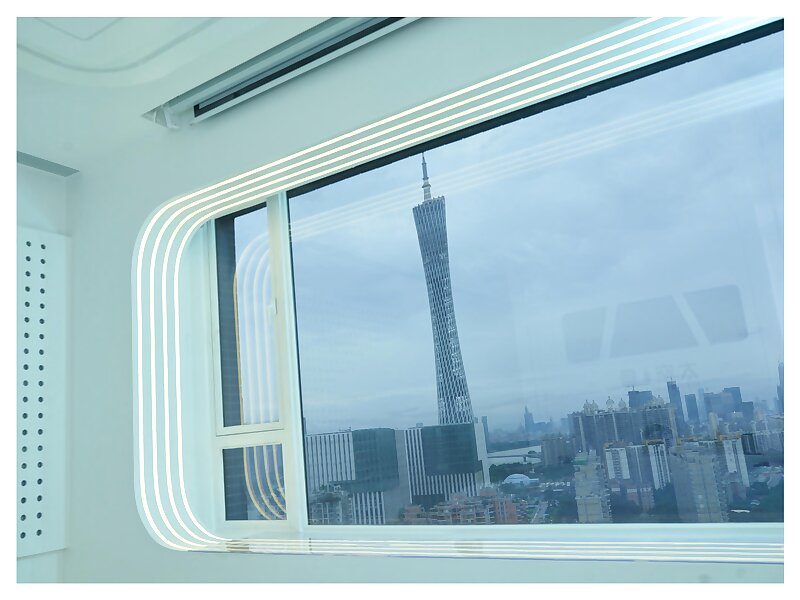 Next Image >>