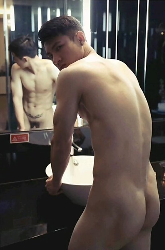 Next Image >>