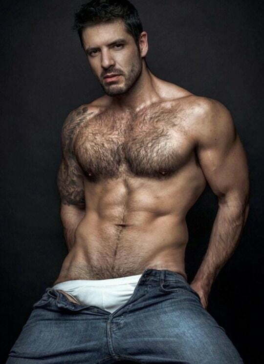 Next Image >>