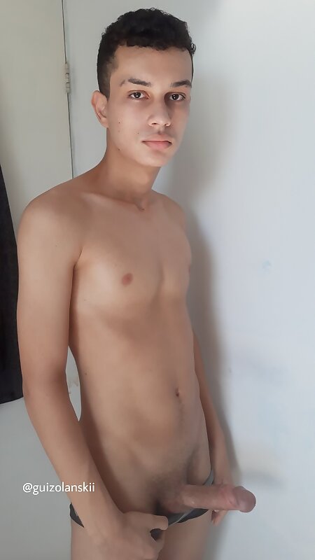 Next Image >>