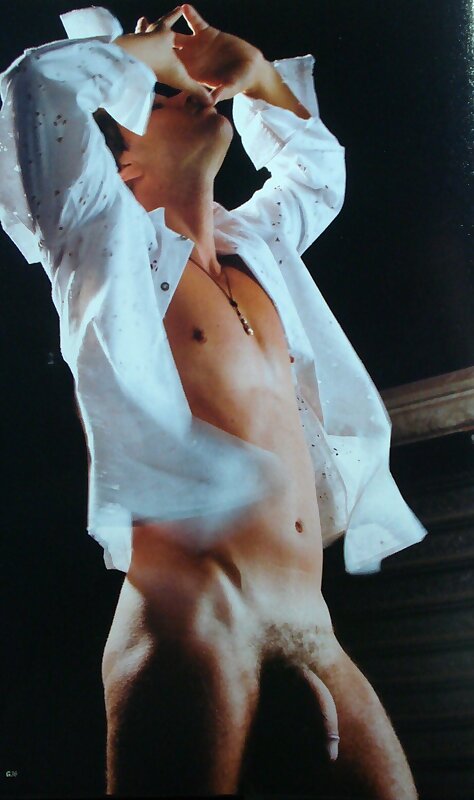 Next Image >>