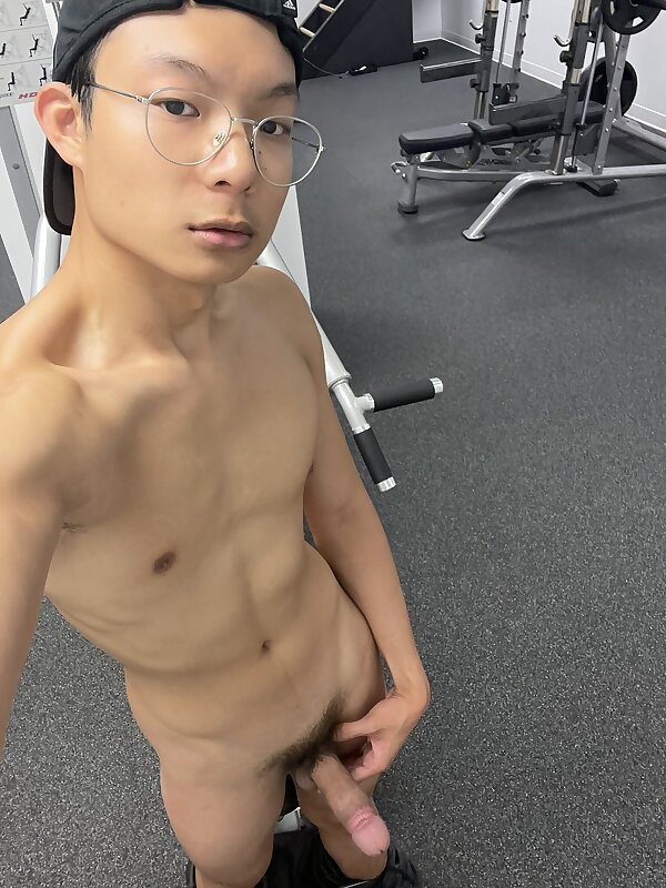 Next Image >>