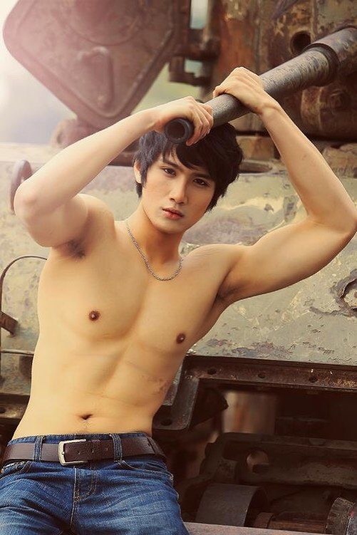 Next Image >>