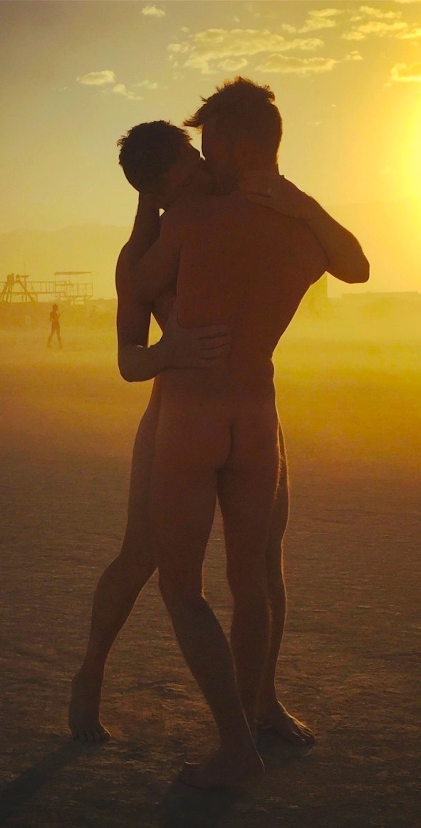 Эротикалық шоулар, видеолар, фотолар