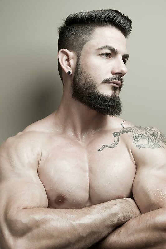 Next Image >>