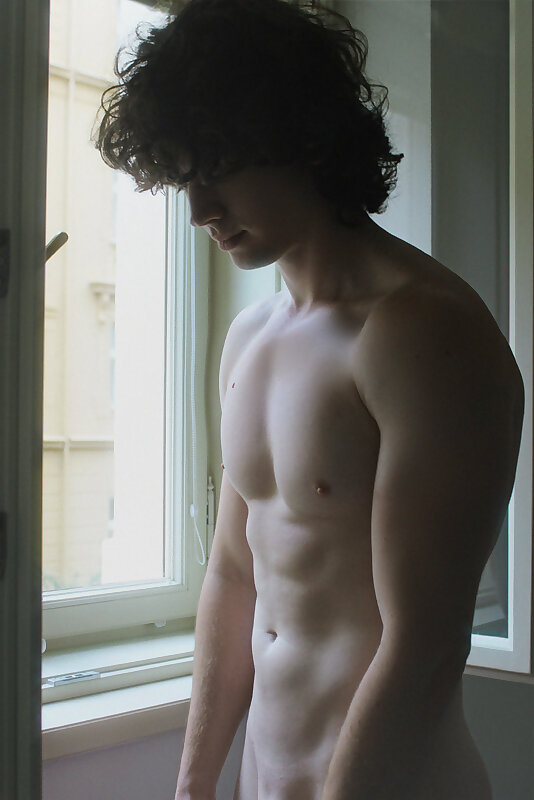 Next Image >>