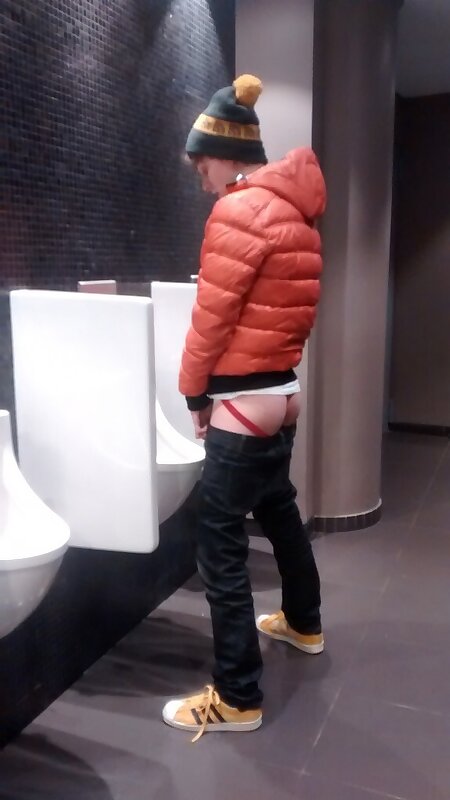 Next Image >>