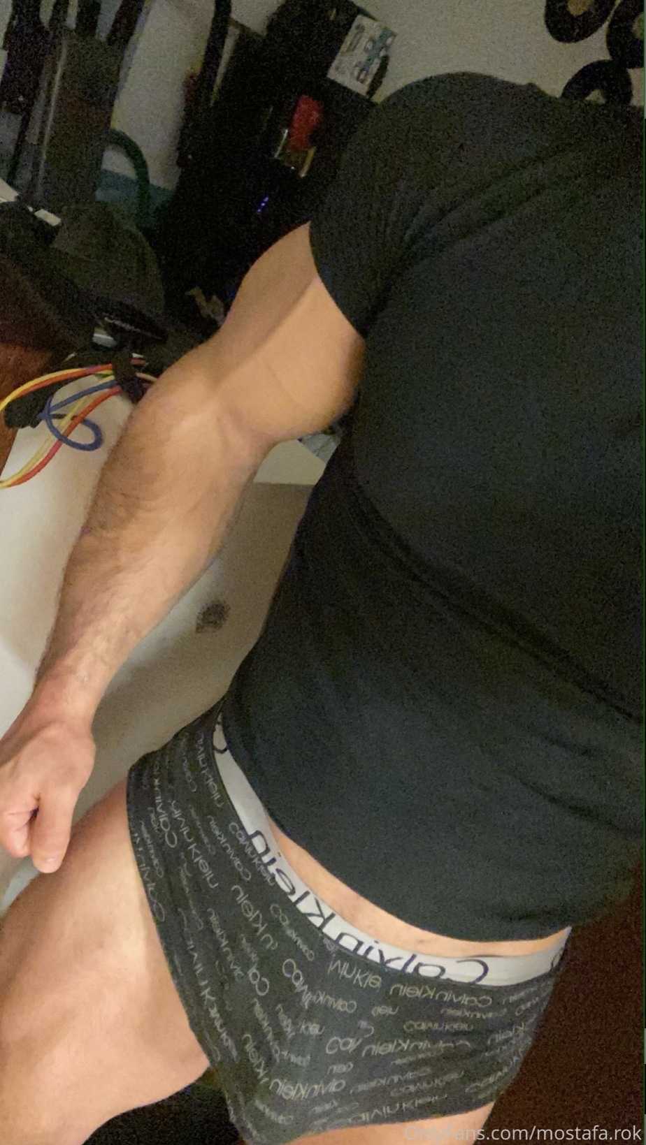 Hunk Unknown - Photo 76 - BoyFriendTV.com