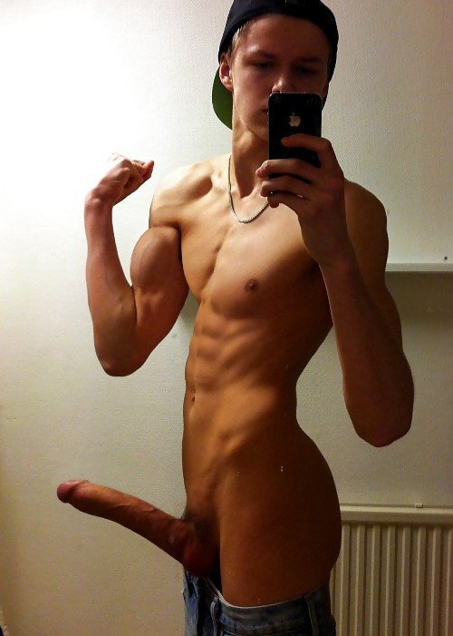 Next Image >>